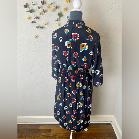 Roolee Women's Floral Dress with Elastic Waist Band and Front Pockets Size M - Picture 5 of 6